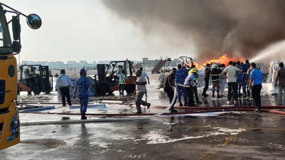 শাহজালাল বিমানবন্দরে আগুন: ১৫ আনসার ও ৭ ফায়ার সার্ভিস সদস্য আহত